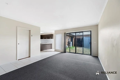 लिविंग रूम - 2/19 Larson Avenue, Tarneit, VIC 3029
