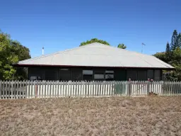 19 Rainbow Road, Towers Hill