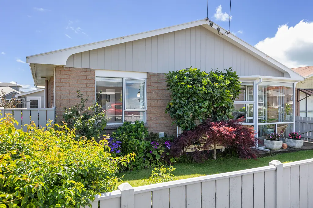 1/6 Webster Street, Westown, New Plymouth, Taranaki