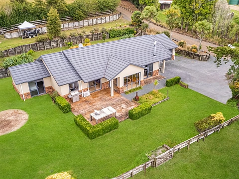 Clevedon 3房  Private Sanctuary on the Hill