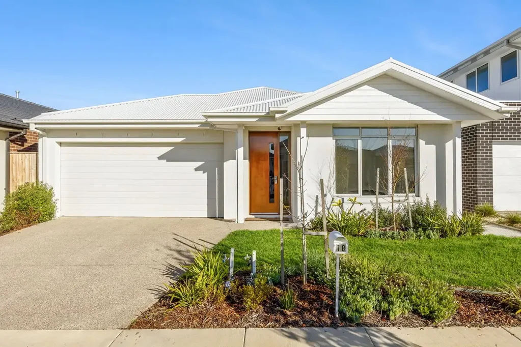 Armstrong Creek 4房  TIMELESS FAMILY LIVING WITH LOW-MAINTENANCE APPEAL