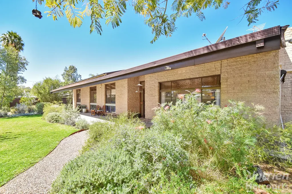 2 Aldidja Street, Braitling, NT 870
