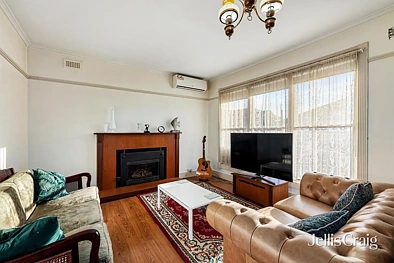 ਰਹਿਣ ਵਾਲਾ ਕਮਰਾ - 57 Dougharty Road, Heidelberg Heights, VIC 3081