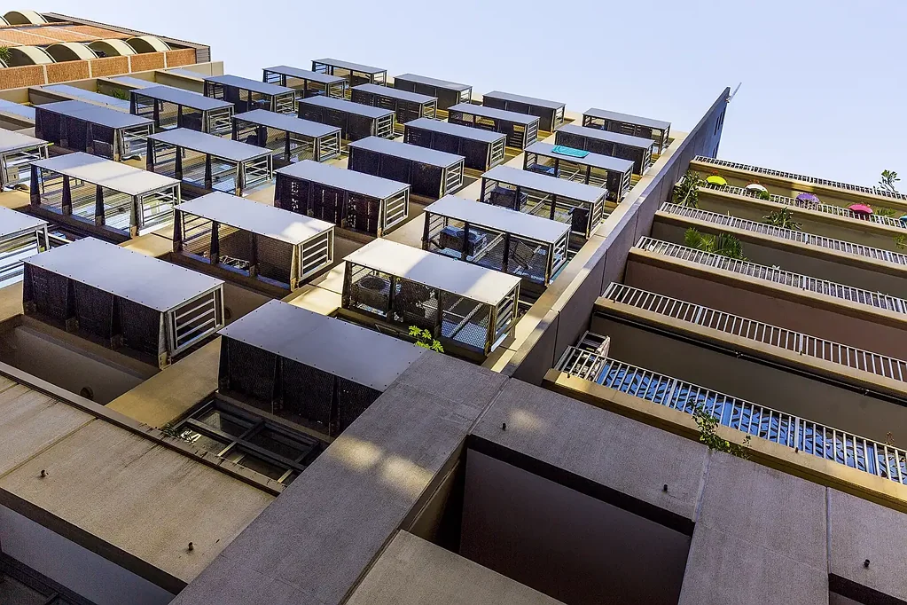 Stylish Central Living with Premium Resort-Style Facilities
