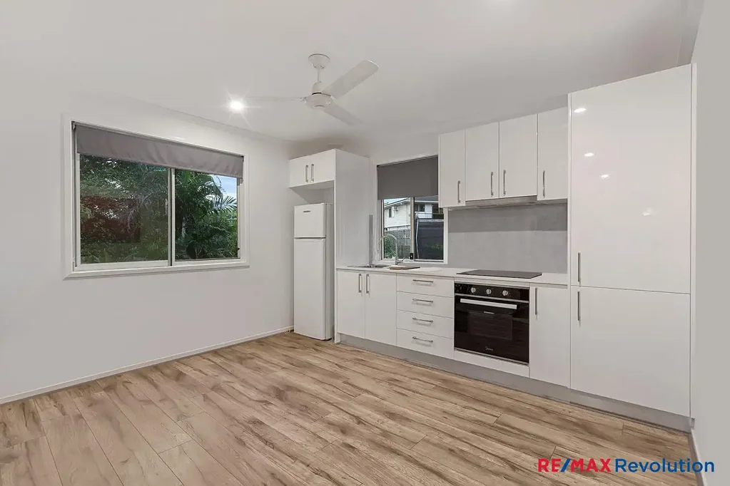 Comfortable Two-Bedroom Home with Leafy Outlook