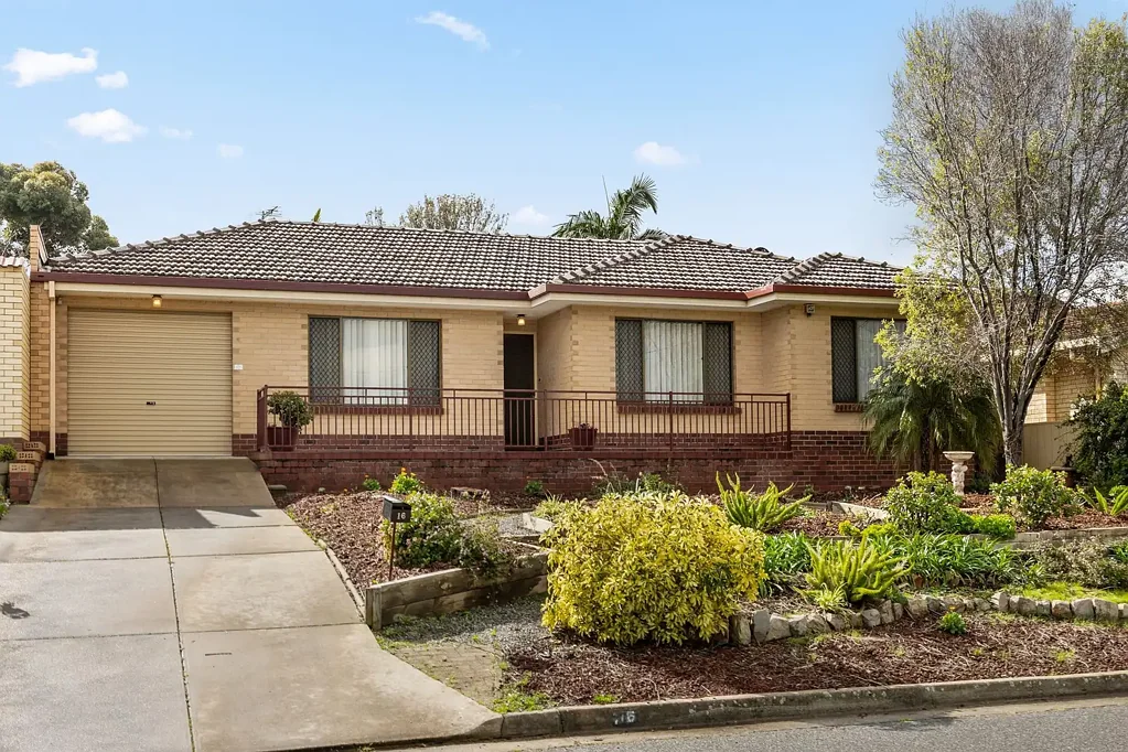 Para Vista 4房  Live, Lease or Look Ahead on Nearly 600sqm.