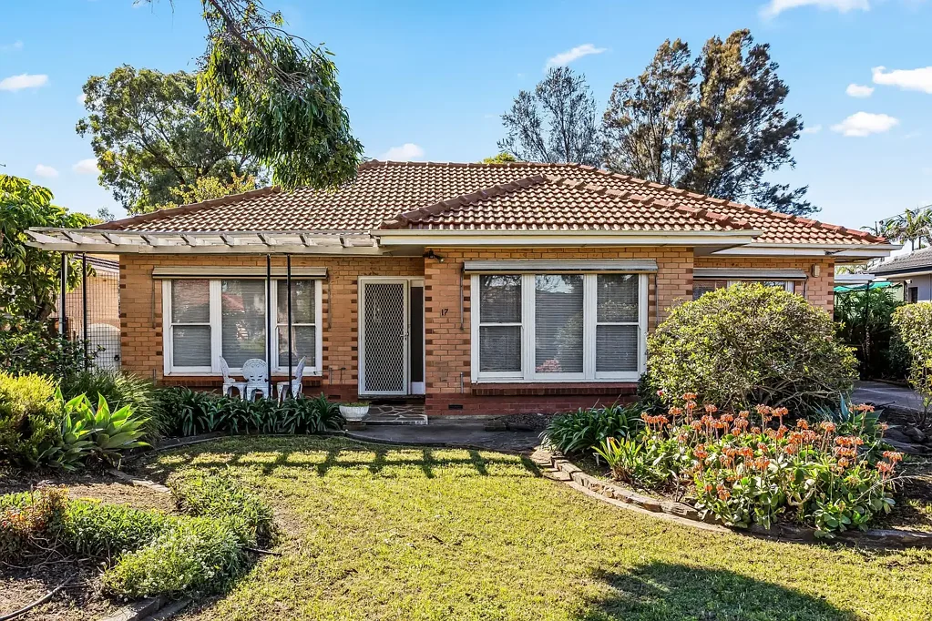 Campbelltown 3 Slaapkamer Renovate, Rebuild or Bank the Land in Beautiful North-East Pocket.