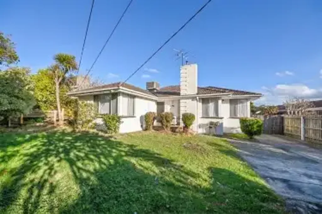 Freshly Repainted Three-Bedroom Plus Study Home