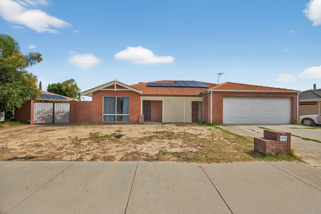 70 The Avenue, Warnbro, WA 6169