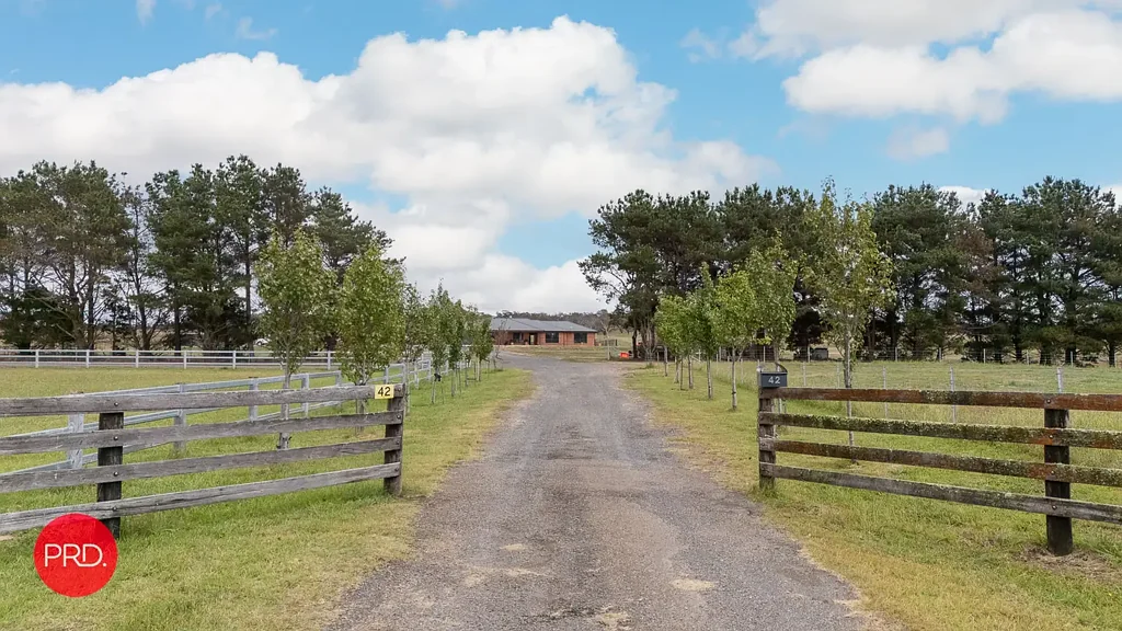 Tarago  Brand New Home on 100 Acres