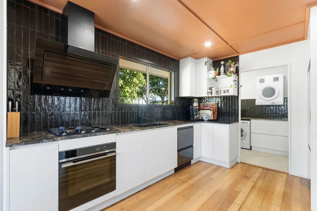 27 Kolonga Street, Woodridge, QLD 4114