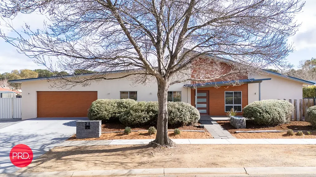 Bungendore 5 Bedroom Large Family Home plus Self-contained Studio
