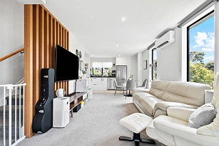 82 Makamaka Lane, Albany, North Shore City