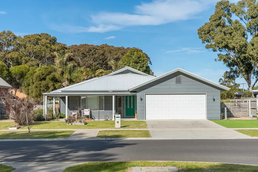 Paynesville 3房  Comfortable on King Street