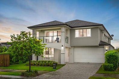 Newport 5 Slaapkamer SPACIOUS FAMILY HAVEN WITH RESORT-STYLE BACKYARD!
