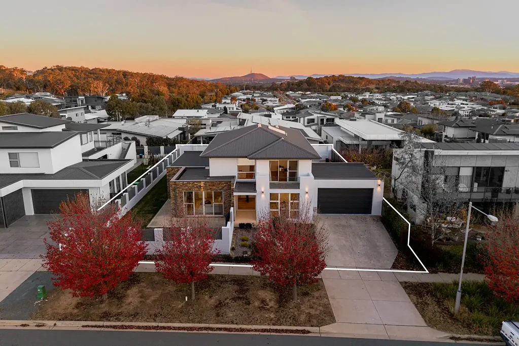 Crace 6Habitaciones Sunlit Haven with Reserve Views