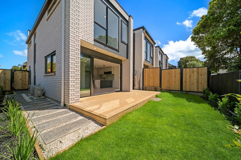 Mission Bay 3ਬੈੱਡਰੂਮ A rare find in new builds