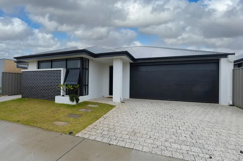 Eglinton 4房  Stunning Coastal Home with Ocean Views