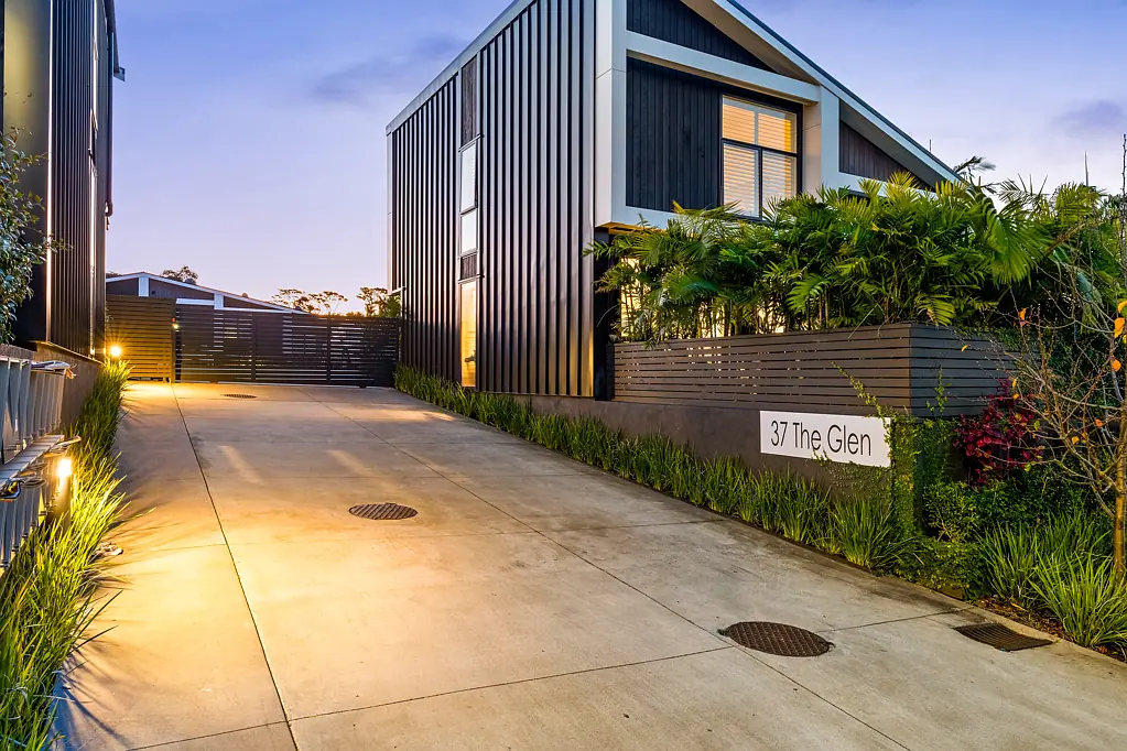 Saint Heliers 2房 Committed Seller - Gated & Freehold!