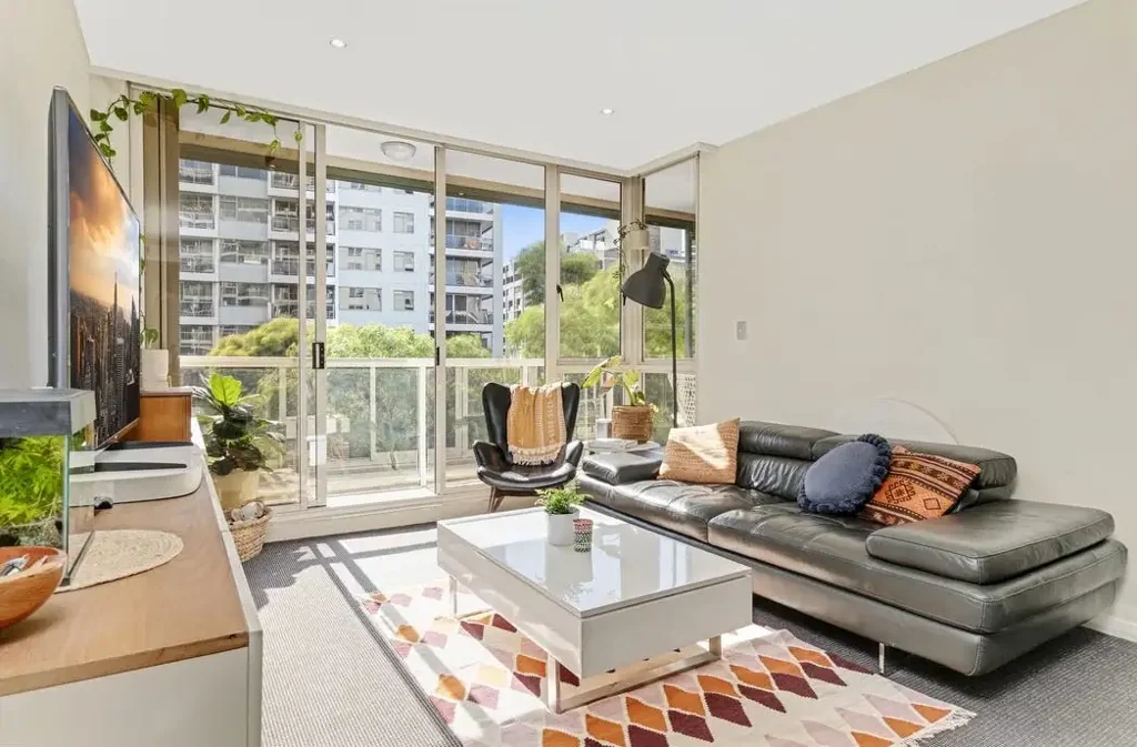 Designer-Style Apartment With Amazing Facilities