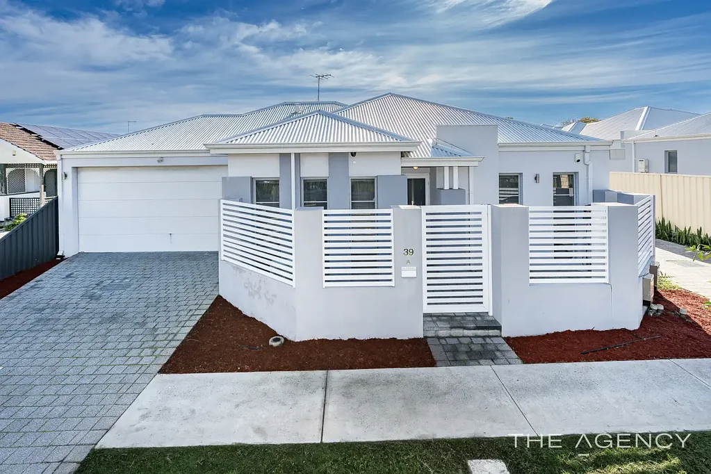 Balga 3ਬੈੱਡਰੂਮ STYLISH STREET-FRONT VILLA WITH PREMIUM FINISHES & EXCEPTIONAL CONVENIENCE!