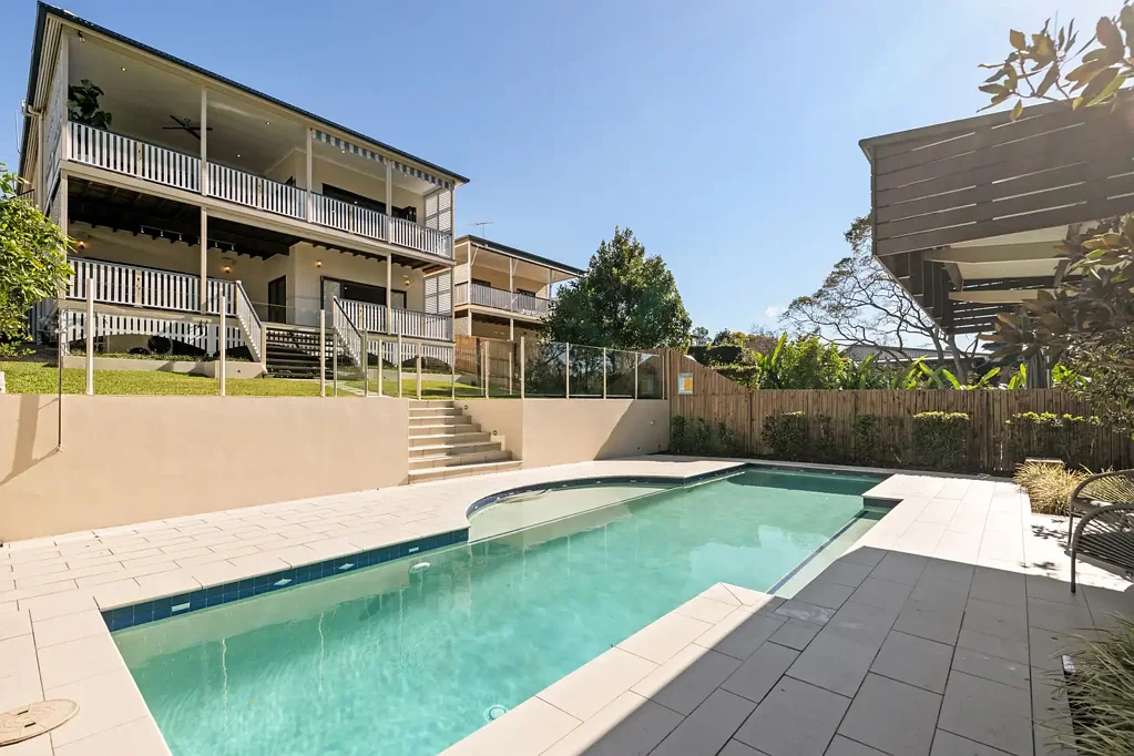 23 Lugg Street, Bardon, QLD 4065