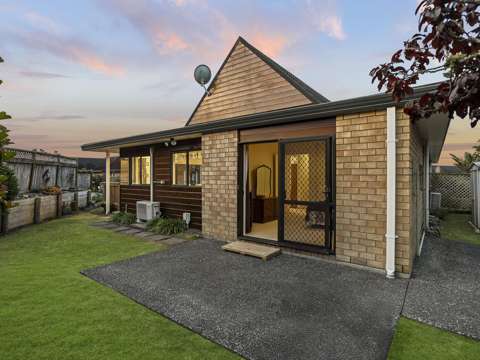 Hobsonville 2房  Sunny, Safe & Secure