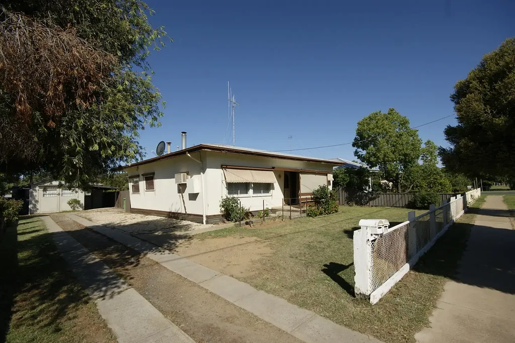 313 Finley Road, Deniliquin, NSW 2710