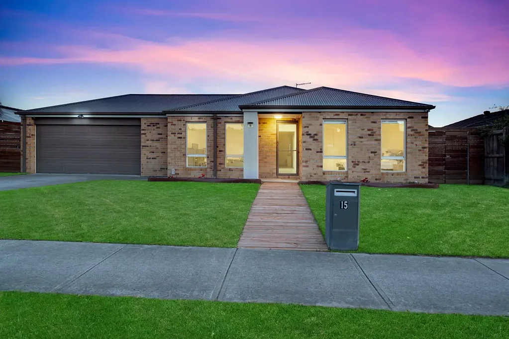 15 Violet Street, Bunyip, VIC 3815