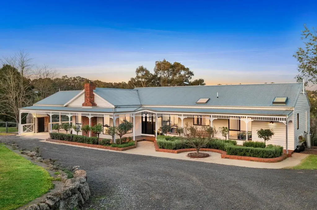 Inverleigh 4 Bedroom Quality Homestead on 6.6 Acres