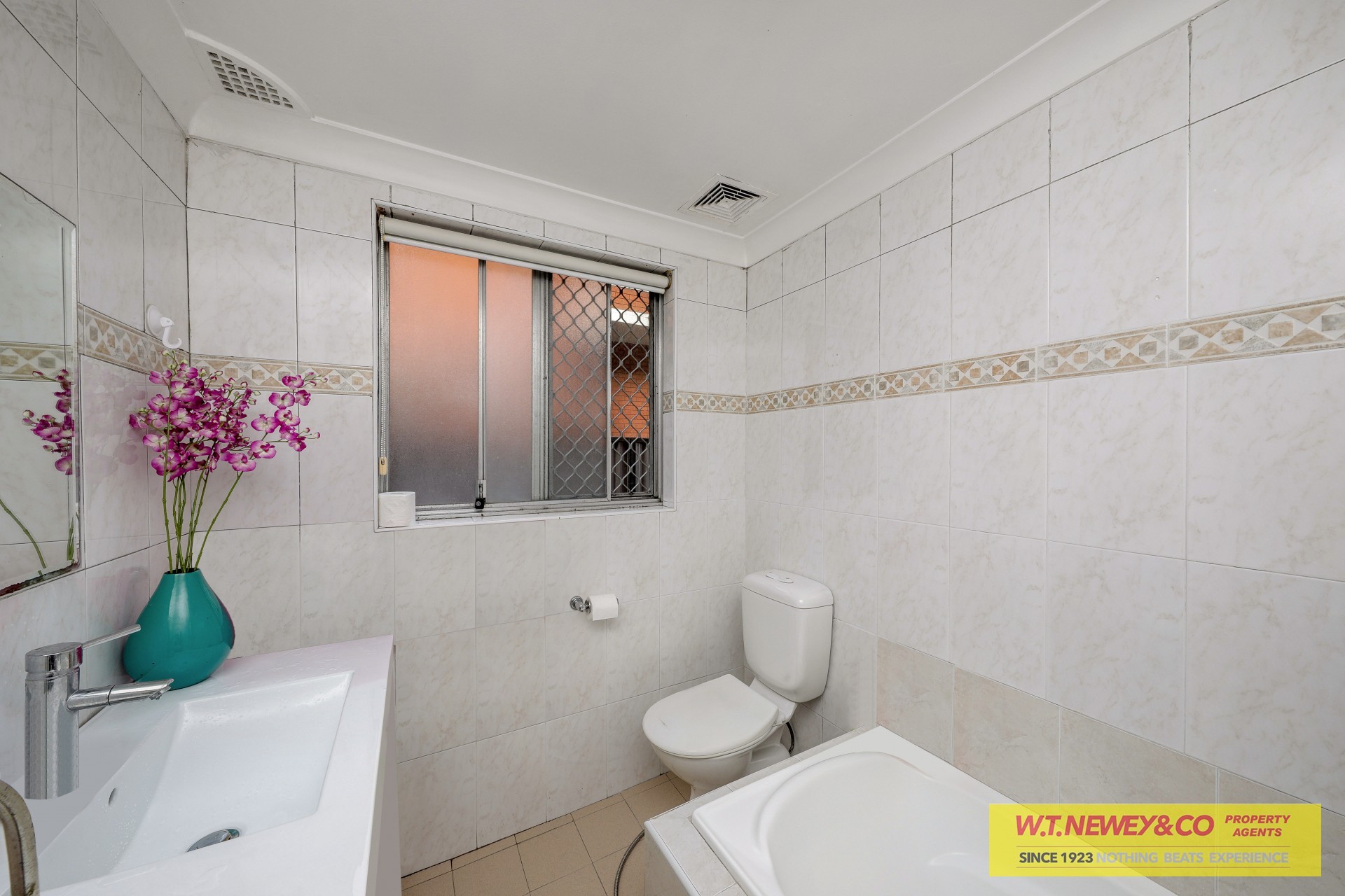 UNIT 3 79 KNOX ST, BELMORE NSW 2192, 0房, 0浴, Unit