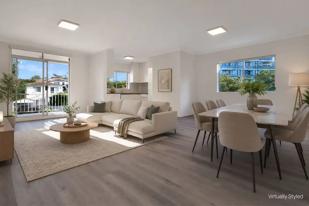 ULTRA SPACIOUS RENOVATED APARTMENT IN FANTASTIC LOCATION