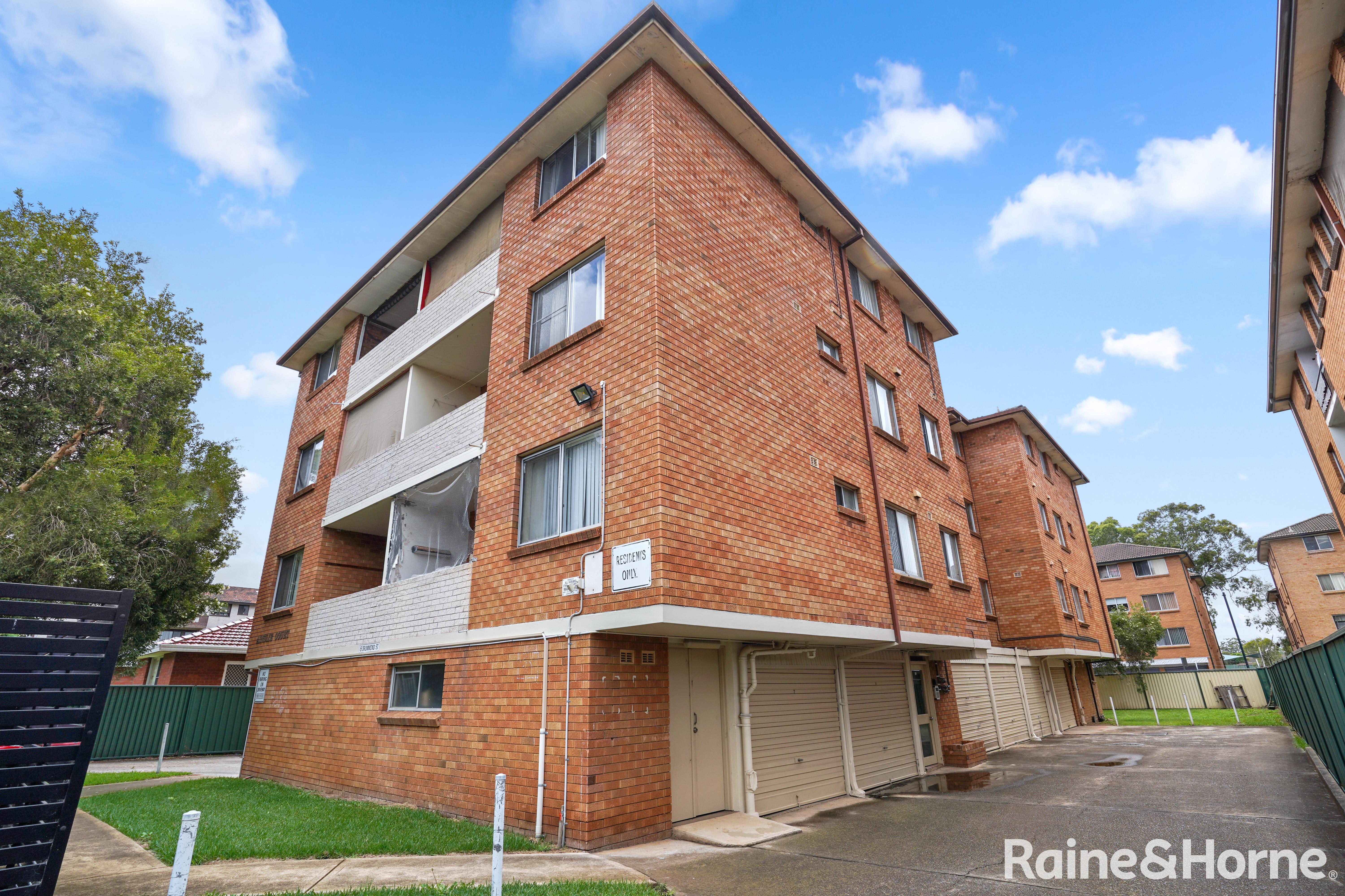 8 DRUMMOND ST, WARWICK FARM NSW 2170, 0 habitaciones, 0 baños, Unit