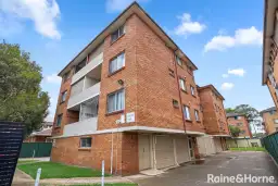 12/8 Drummond Street, Warwick Farm