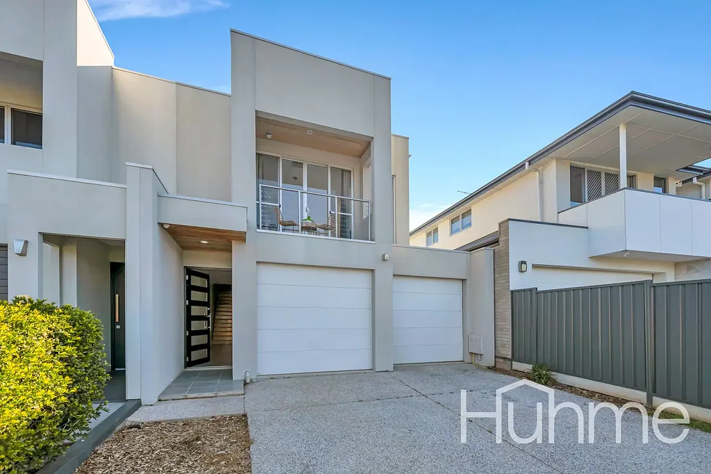 Dernancourt 5房  Spacious Five Bedroom Home with Multiple Living Areas