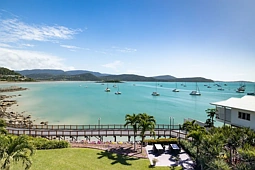 45/159-171 Shingley Drive, Cannonvale
