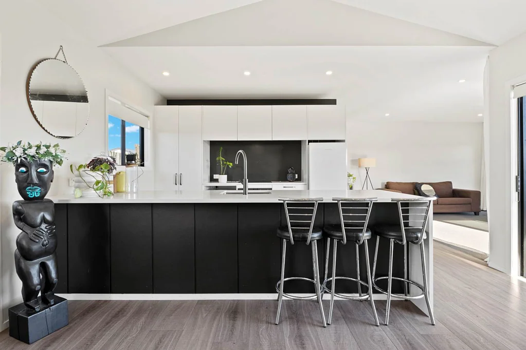 Glenbrook 4房  A home with soul, space, and sunshine