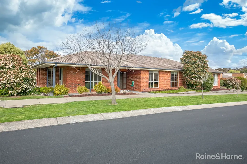 Sunbury 4Habitaciones Spacious Family Home in a Prime Court Location