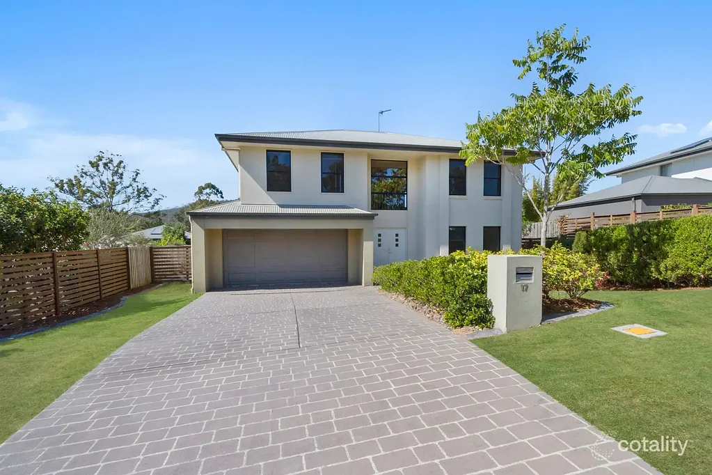Your next home in Oxenford Awaits!