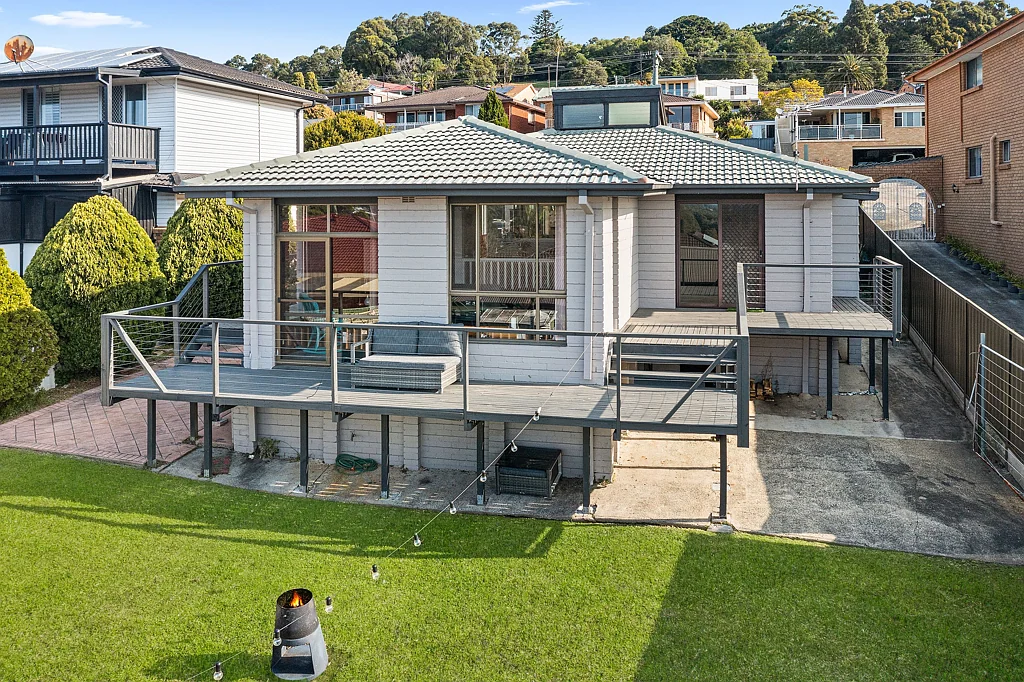 44 Porter Avenue, Mount Warrigal, NSW 2528