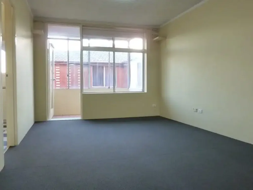 Bright aspect and a spacious layout