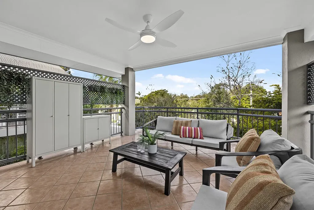 Gaythorne 2房 Gaythorne 地理位置优越、布局合理的单元房！ Perfectly Positioned and Proportioned Unit in Gaythorne!