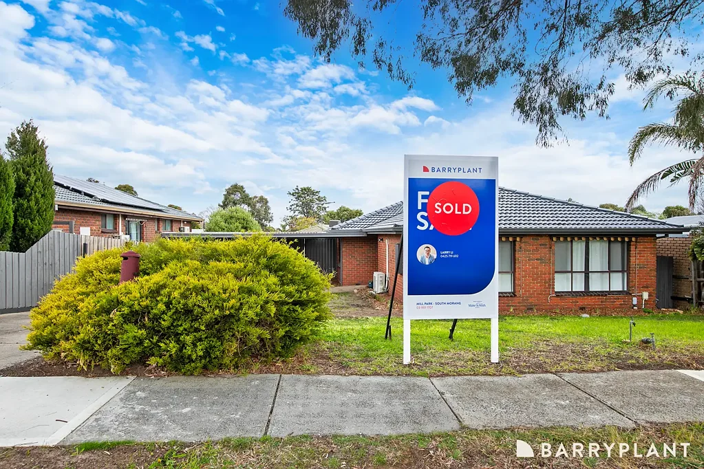 19 Boyle Crescent, Mill Park, VIC 3082