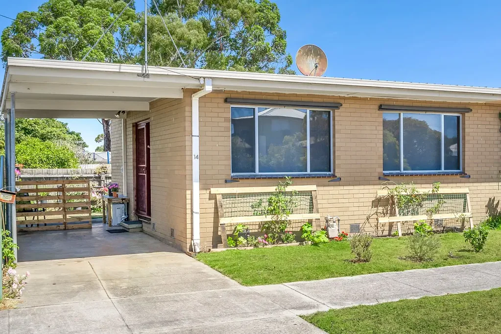 14 Carr Street, Colac, VIC 3250