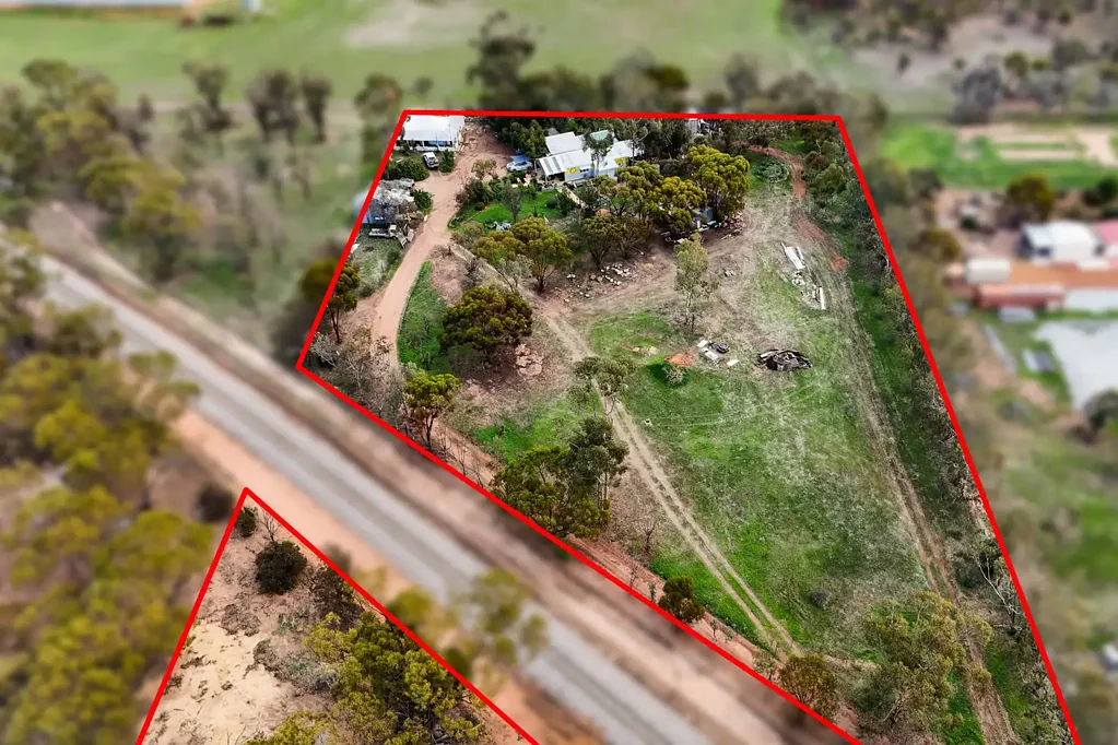 York 3房  UNDER OFFER! Possibilities are endless with this SPECTACULAR opportunity in York!!