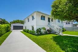 9 Beaton Street, West Mackay