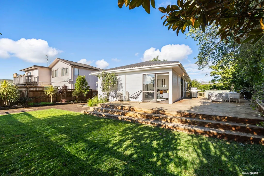 7 Darren Crescent, Half Moon Bay, Manukau City, Auckland
