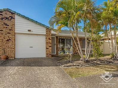 Helensvale 2 Slaapkamer Private, Peaceful, plus Packed with Potential!