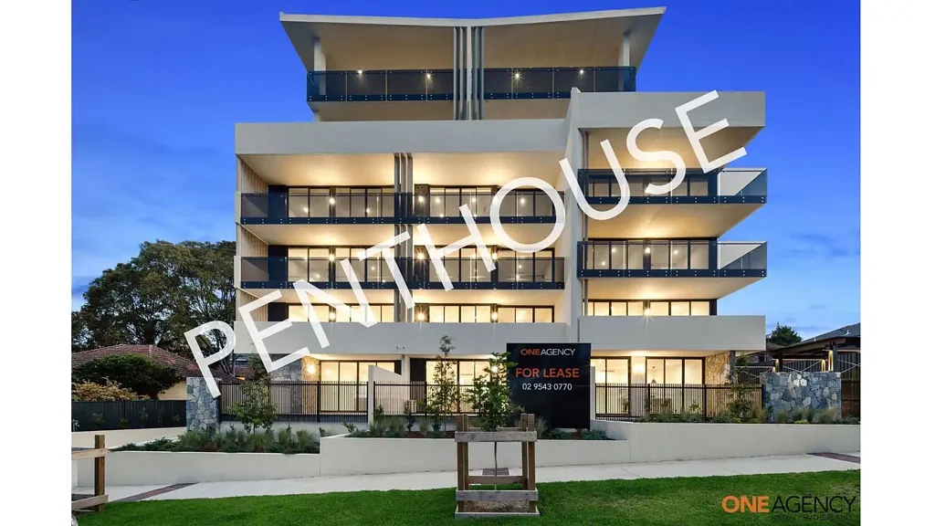 STUNNING PENTHOUSE APARTMENT