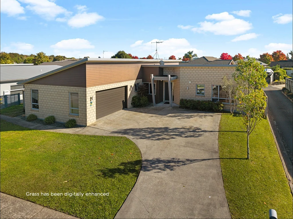 Chartwell 4房  Solid brick home with space, style & location